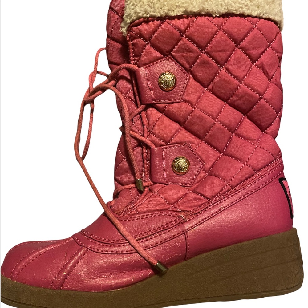 Hot pink vintage juicy couture snow boots